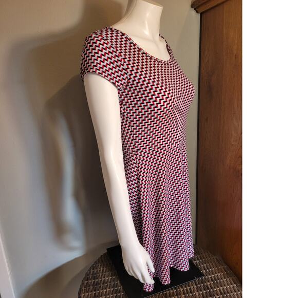 Michael Michael Kors Womens Small Chevron Graphic Zig Zag Dress Red Blue - Picture 7 of 8